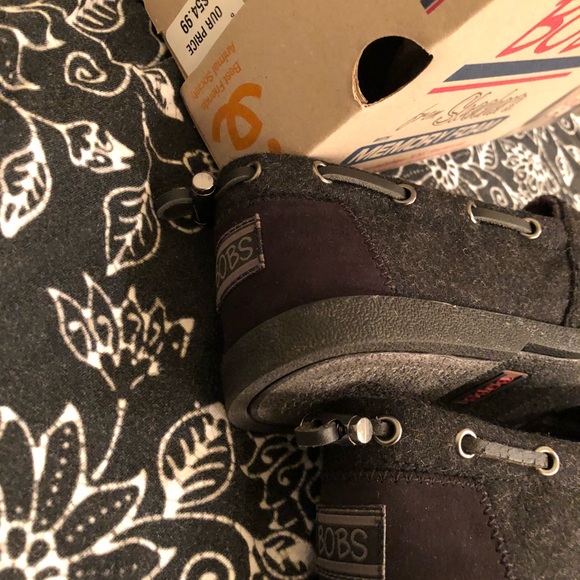 NWT Bob’s black slip on shoes - Picture 3 of 7